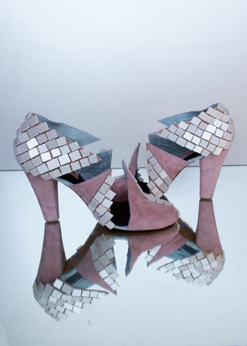 Айсберги, прохладные и красивые: весенне-летняя коллекция обуви от Elizabeth Dunn
